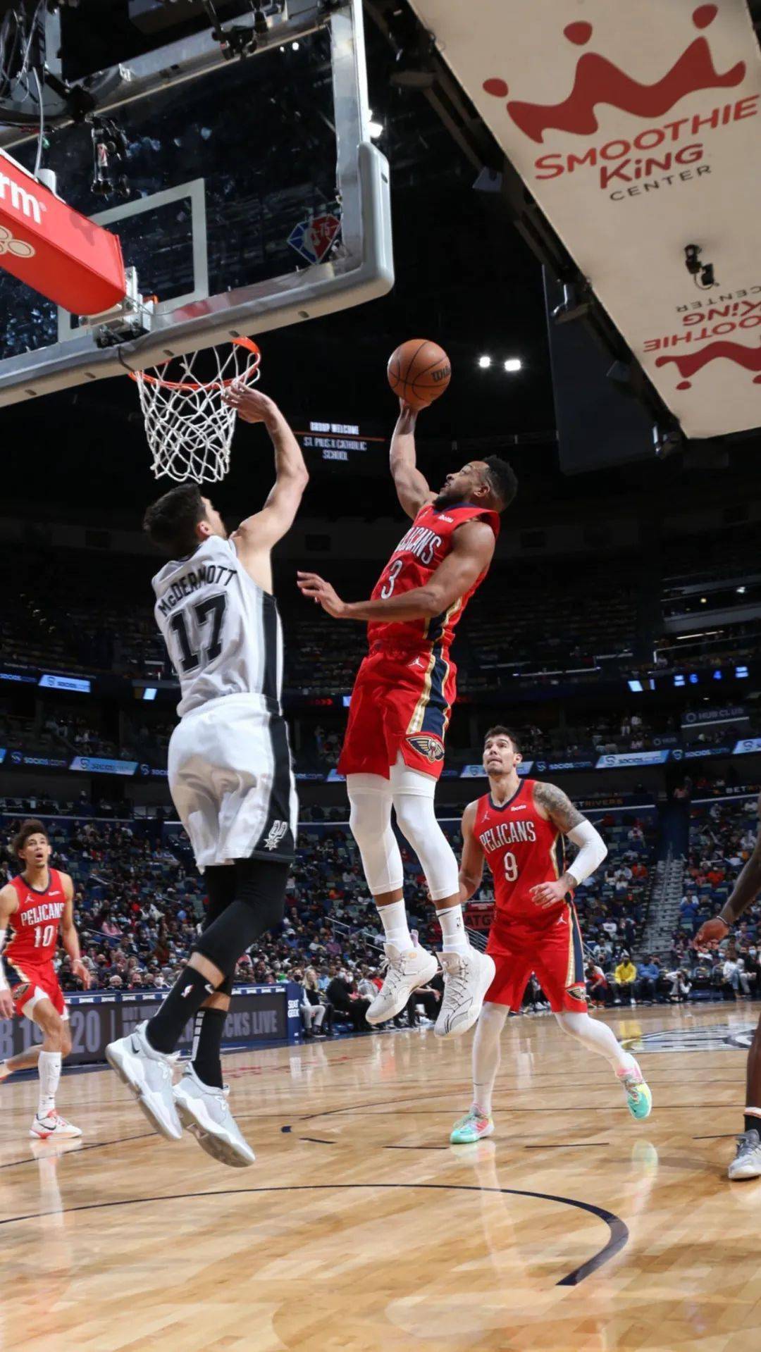 乐鱼体育网址-风云突变纽约尼克斯赛后绝杀压哨新奥尔良鹈鹕回应争议之后，集结日上海久事备战欧联的简单介绍